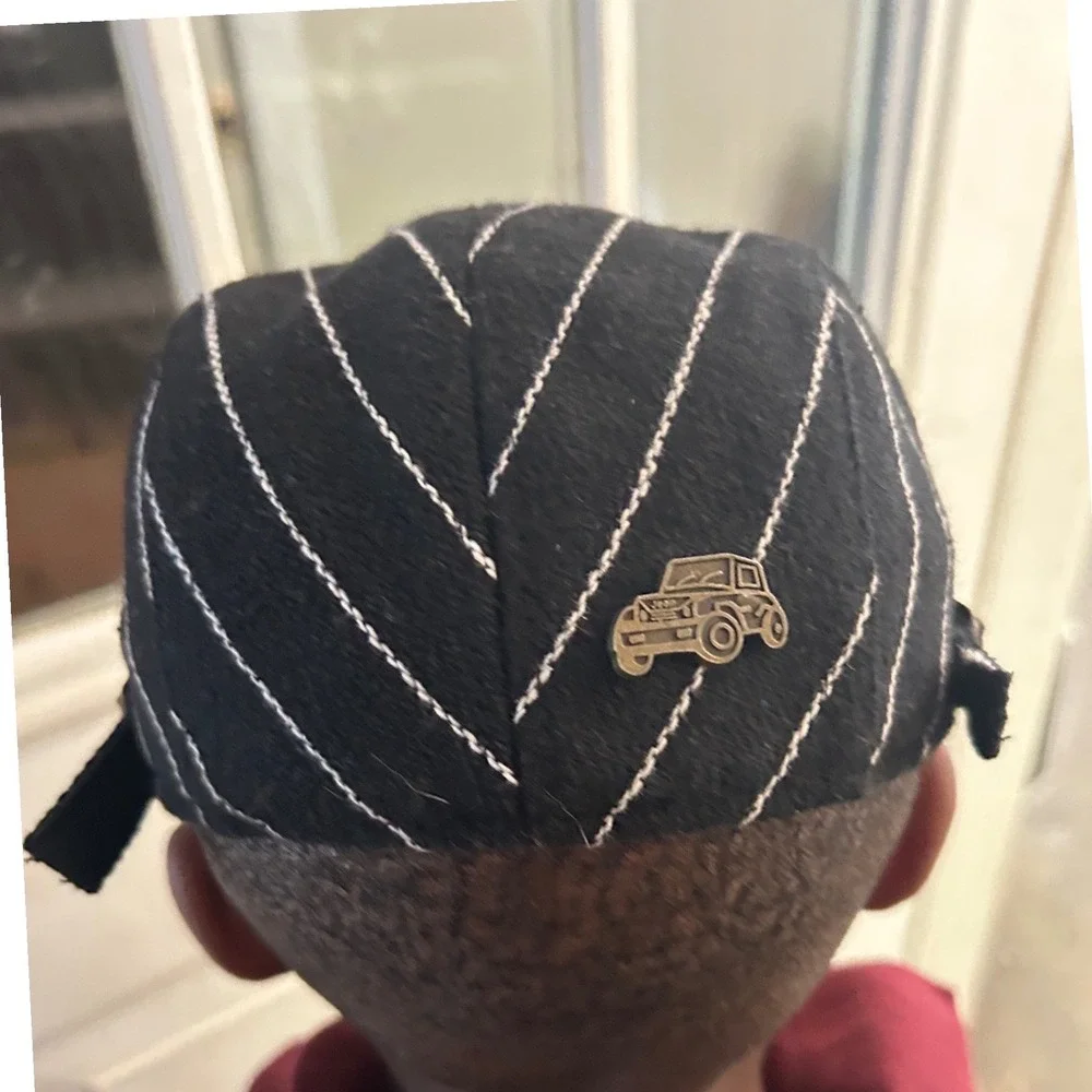 Children's Spring Hat‎ Striped Beret Duckbill Cap OSFM Black White Jeep Pin